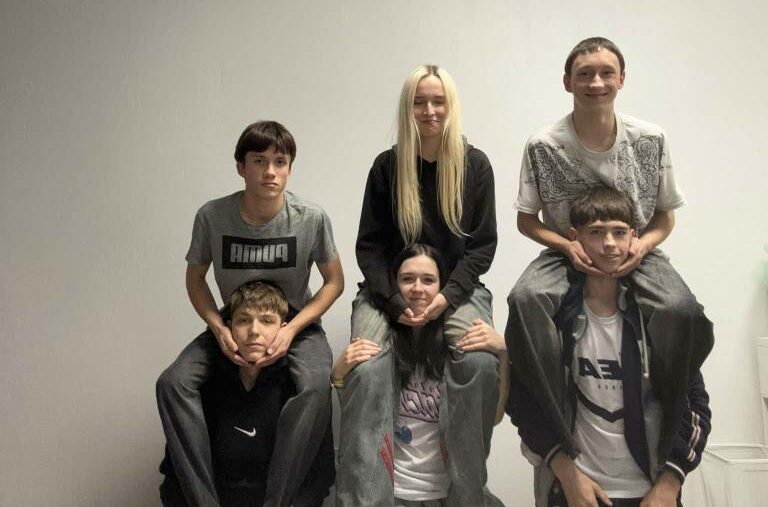 ATVIRA NEVERONIŲ JAUNIMO ERDVĖ: Mes – kūrybingi, išradingi, linksmi ir truputį padūkę