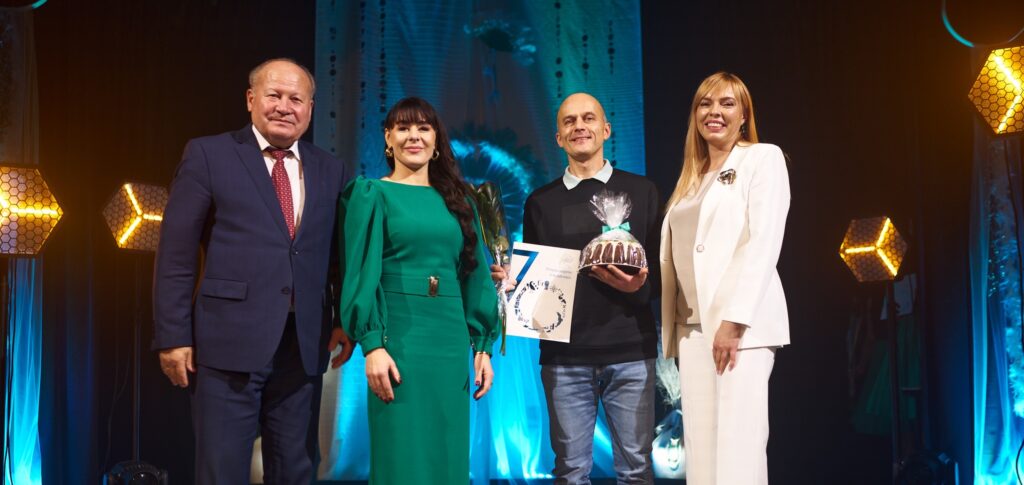 Lapių laisvalaikio salėje vyko tradicinis Lapių seniūnijos padėkos vakaras „Smaragdinės Lapės“