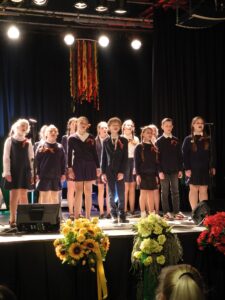„Dainuoju Lietuvai" Lapėse