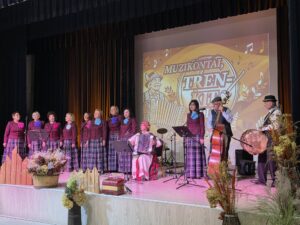 „Muzikontai, trenkit polką!“